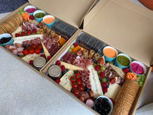 Load image into Gallery viewer, Platters