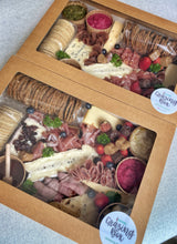 Load image into Gallery viewer, Platters